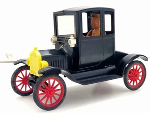 Vintage 1917 T Ford Plastic Model Car Gowland & Gowland Made in 1952 FOR PARTS - Picture 1 of 17