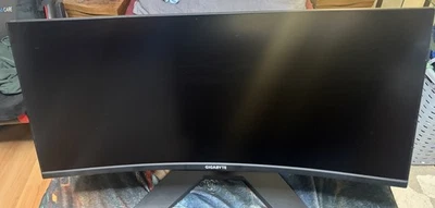 Monitor para juegos GIGABYTE G34WQCASA 34 pulgadas pantalla ancha curva IPS LED - negro Foto 1 de 4