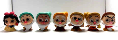 Disney Doorables Series 6 Snow White and the Seven Dwarfs lot Cover