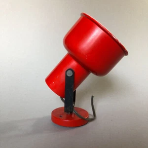 Applique vintage en métal rouge — années 70. - Foto 1 di 11