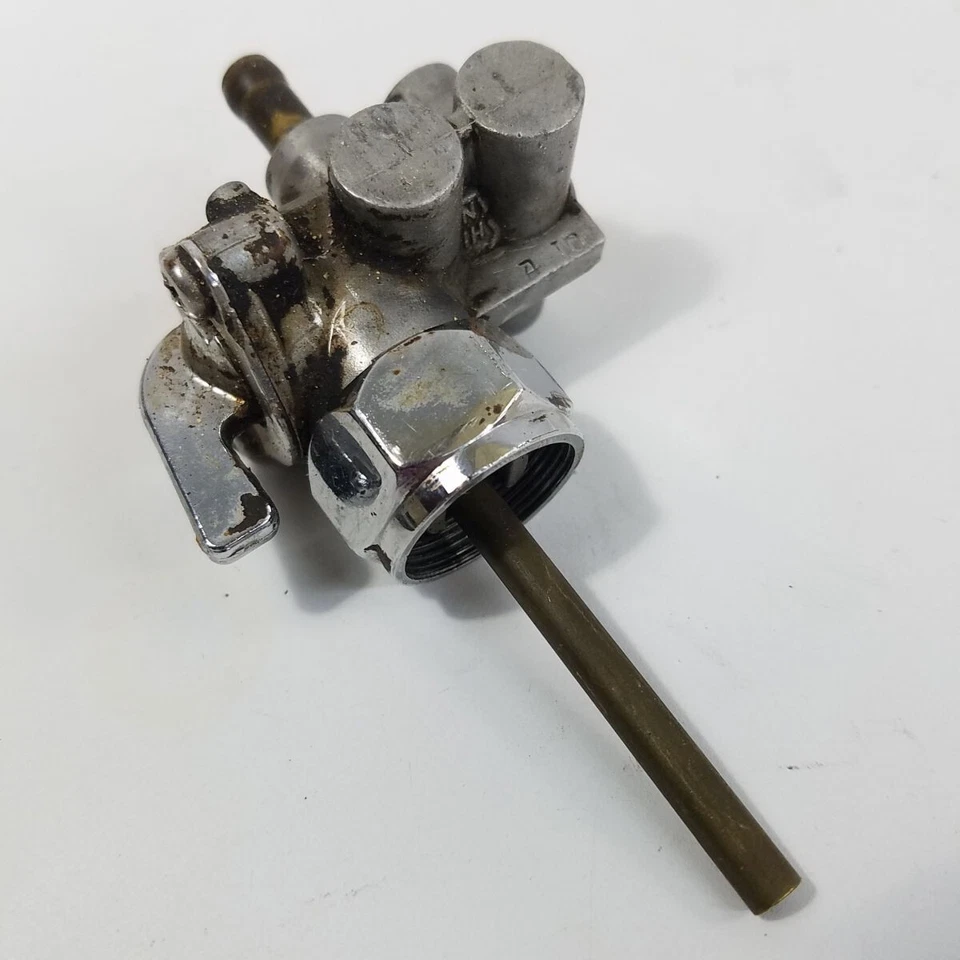 Прямой запорный клапан топливного крана Harley Davidson Keihin Shovelhead Softail - Изображение 1 из 4