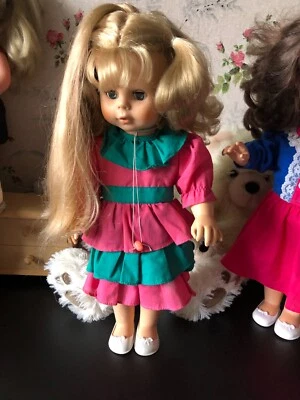 Raynal : Poupée Kattie Kenner sans médaillon - Photo 1/4