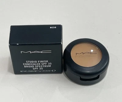 Mac Studio Finish Concealer NC30 Spf 35 .24 fl oz / 7 g New In Box - Image 1 of 2