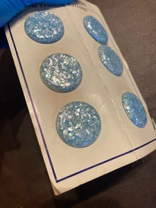 6 VTG BUTTONS Baby Blue Carded Fancy Lucite Glitter Shimmer BIG 42L (1+1/16") - Picture 1 of 5
