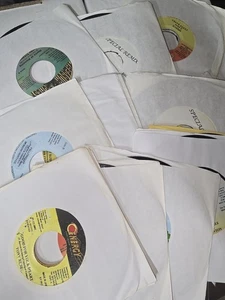 Lot of 20 Randomly selected Reggae 45s - Imagen 1 de 5