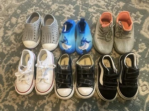 Lote de 6 pares de zapatos para niños pequeños Converse Vans Adidas Native Xiya - Imagen 1 de 9