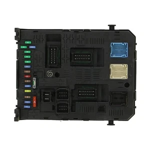 SICHERUNGSKASTEN BSI BSI Peugeot 5008 I (0A/0E) 1613945680 - Bild 1 von 7