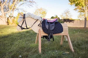 Shettysattel mit Trense Holzpferd Kindersattel ADVANCED Marengos pink/schwarz - Bild 1 von 8