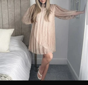 Vestido trapecio plisado diseño Asos talla 8 - Imagen 1 de 10