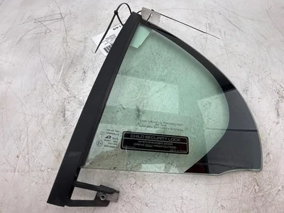 00-02 Saturn Sw2 Rear Driver Side Door Vent Window Glass - Image 1 of 4
