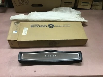 Almohadilla de bocina Dodge B300 1970 70-77 Sportsman Tradesman 1971 71 1972 72 73 Foto 1 de 3
