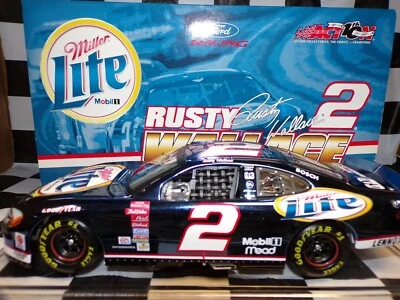 Arrugginito Wallace #2 Miller Lite Club Auto Banca 2002 Taurus 1:24 Scala - Immagine 1 di 4