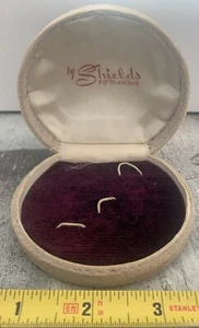 Vintage Shields Fifth Avenue Cufflinks & Tie Bar Set BOX ONLY - Picture 1 of 3