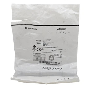 NEW Allen Bradley 871TM-BH4N12-R3 /A Proximity Sensor 871TMBH4N12R3 Lot of 3 - Picture 1 of 7