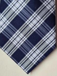 CHARLES TYRWHITT 100% Silk Men’s Blue/White Necktie - Picture 1 of 3