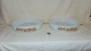 2 VINTAGE ANCHOR HOCKING 1 1/2 QT ROUND CASSEROLE DISHES WITH VEGETABLES - Picture 1 of 8