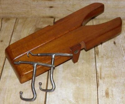 WW1 Military Oak Folding Boot Jack & Boot Pulls - Hole Punch & Button Hook - Image 1 of 4