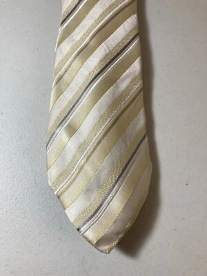 Sean Jean - Corbata de cuello de seda a rayas doradas y plateadas para hombre Foto 1 de 4