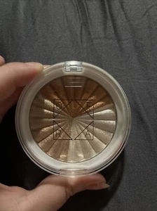 OFRA Highlighter Everglow X Nikkie tutorials DUSTY / Dirty - Picture 1 of 4