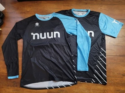 Lote de 2 camisetas de entrenamiento de ciclismo grandes Pactimo X NUUN para hombre (9/10) azules MTB Foto 1 de 4