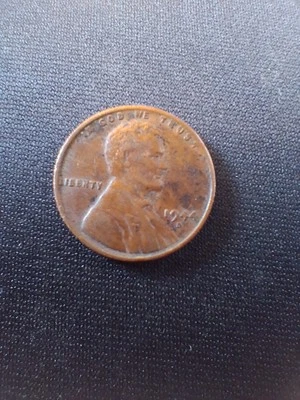 1944 D Wheat Penny, error on the letter L in Liberty it's very close to the rim - Image 1 of 3