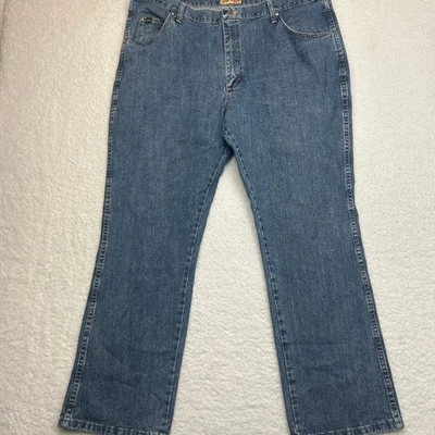 Pantalones de mezclilla Wrangler 20X estilo 27 ajustados rectos 42x32 (se adapta a 40x31) azul occidental Foto 1 de 4