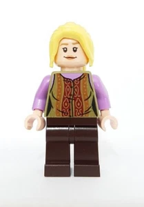 LEGO® Minifig idea061 - Phoebe Buffay - Picture 1 of 1