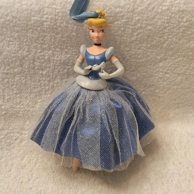 Disney Store Árbol de Navidad Adorno Cenicienta  Foto 1 de 4