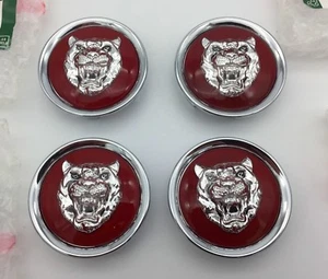 NEW GENUINE JAGUAR ALLOY WHEEL CENTRE CAP BADGES NEW RUBY & SILVER MNA6249EA - Picture 1 of 4