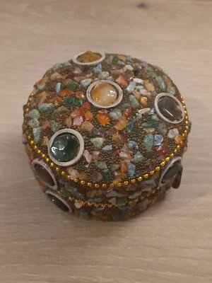 Caja baratija metálica tono plata piedras semipreciosas hechas a mano vintage Foto 1 de 4