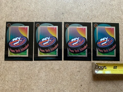 1994 NEW YORK ISLANDERS NHL PUCK HOLOCHROME CHROMIUM VENDING STICKER LOT OF 4 Cover