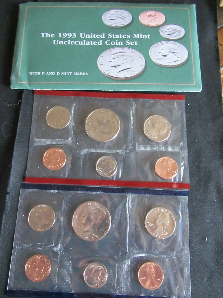 1993 Mint Set United States - Uncirculated Coin OGP - Philadelphia & Denver - Image 1 of 1