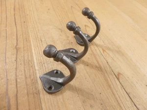 3 COAT HOOKS U-SHAPE U SHAPE IRON METAL HAT TOWEL SPADE LOOK HAT HOOK CLOSET - Picture 1 of 7