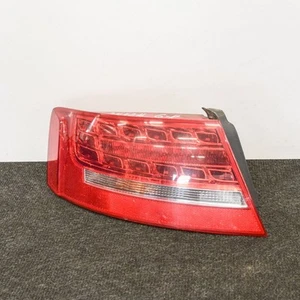 Audi A5 8T3 hintere linke Rückleuchte RHD 8T0945095d 4.2 Benzin 331KW 2011 41932 - Bild 1 von 7