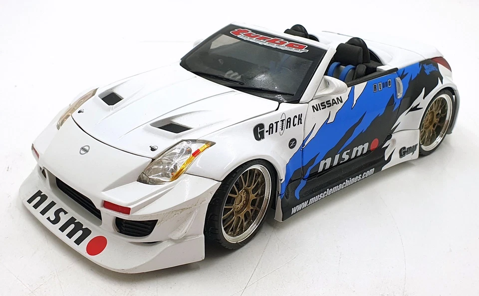 Ertl escala 1/18 Diecast 57876 - '04 Nissan 350Z Nismo - Blanco/Azul/Negro Foto 1 de 4