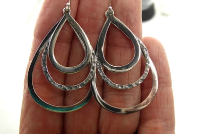 SILPADA W1576 STERLING 925 TEXTURED TRIPLE TEARDROP HOOP EARRINGS Hook Loop - Image 1 of 4