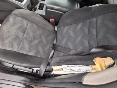 2016 Nissan Rogue Driver Front Bucket Seat Gray OEM Used 146K Miles - Image 1 of 4