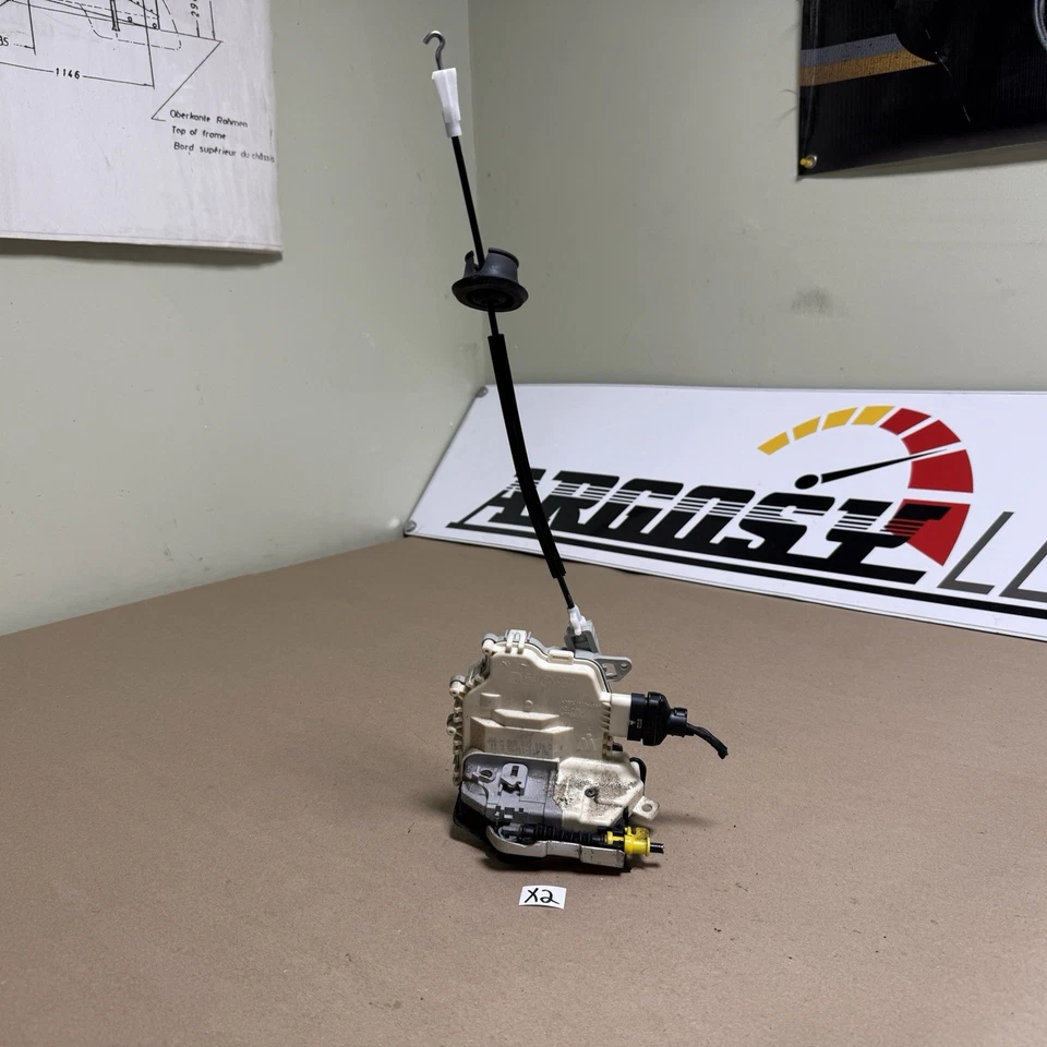 2009–2016 AUDI A4 S4 REAR RIGHT DOOR LOCK LATCH ACTUATOR OEM 8K0839016D - Image 1 of 4