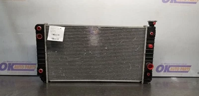 93 GMC TYPHOON 4.3L AT RADIATOR ASSEMBLY — 第 1/4 张图片