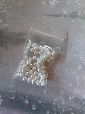 De colección 6mm Blanco Imitación Perla Sobre Cuentas de Plástico Duro para Joyería Artesanía Cantidad 34 Foto 1 de 4