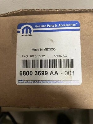 NUEVO Soporte de pinza de freno de disco delantero Mopar 68003699AA Dodge Chrysler Jeep 07-18 Foto 1 de 2