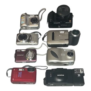 For Parts or Repair: 8 Cameras 2 Lenses 6 Bags + More - Picture 1 of 6