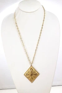 Vintage Diamond Shape Pretty Design Gold Tone Necklace - Picture 1 of 6