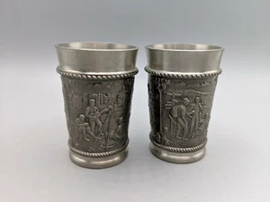 2 bicchieri GRENNINGLOH WAIDMANNS HEIL PELTRO GOFFRATO SCENE CAMPEGGIO 2"H - Foto 1 di 8
