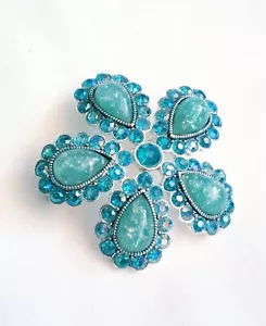 Vintage aqua rhinestones brooch, 1.75 inches - Picture 1 of 5