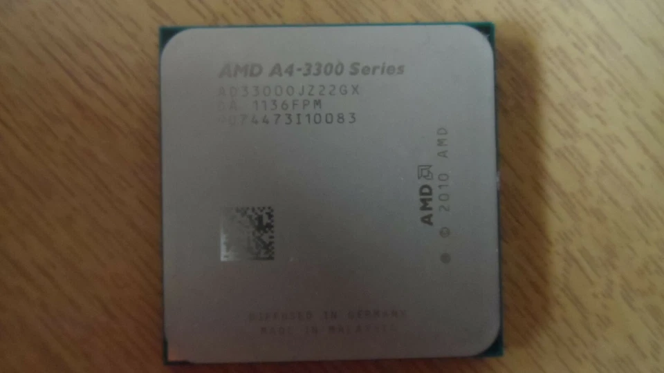 AMD A4-3300 series socket FM1 CPU AD3300OJZ22GX  - Image 1 of 1