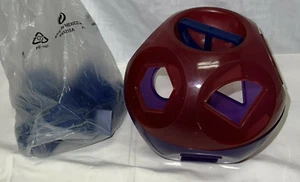 Tupperware Forma o Juguete Bola Niños Pequeños Clasificador y Formas Juguete de Aprendizaje Jeweltones Nuevo - Imagen 1 de 3