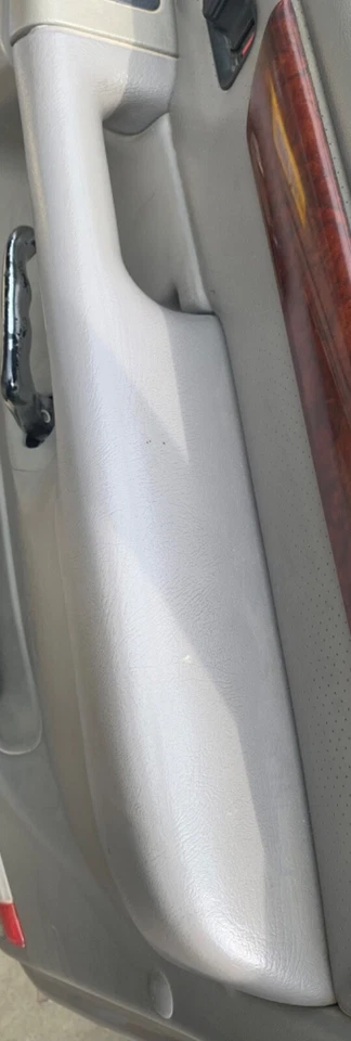 Cadillac Escalade 2002-06 puerta lateral pasajero panel reposabrazos Foto 1 de 1