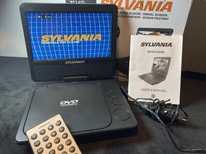 Sylvania SDVD7040B 7” LCD Portable DVD Player CD Player-swivel Screen - Picture 1 of 7