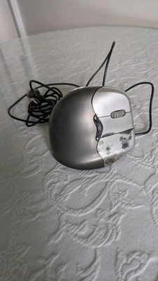 Ratón vertical Evoluent 4 derecho con cable Foto 1 de 4